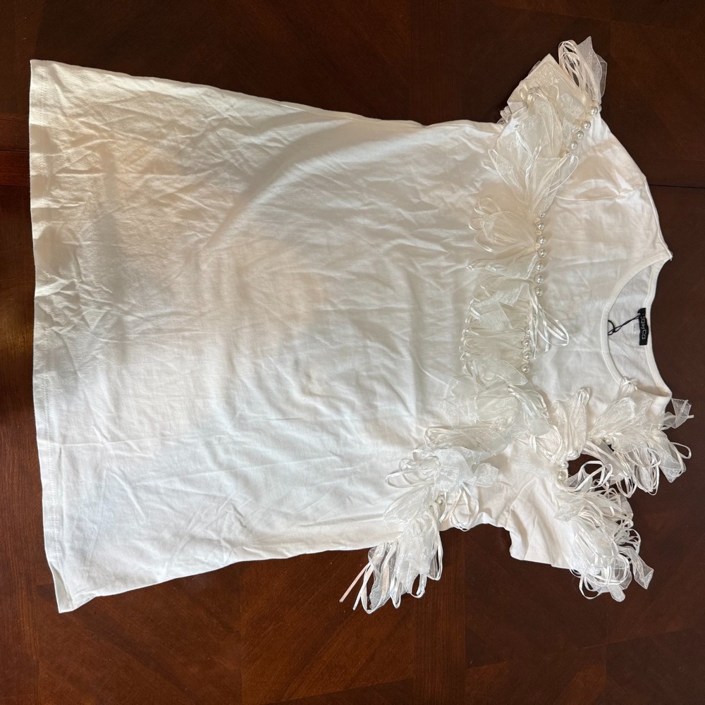 White‎ Ruffle Pearl Embellished Top Romantic Statement Elegant Feminine Blouse M - Picture 2 of 9
